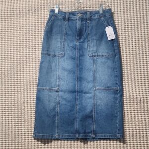 Time and Tru Denim Skirt with Button Detail